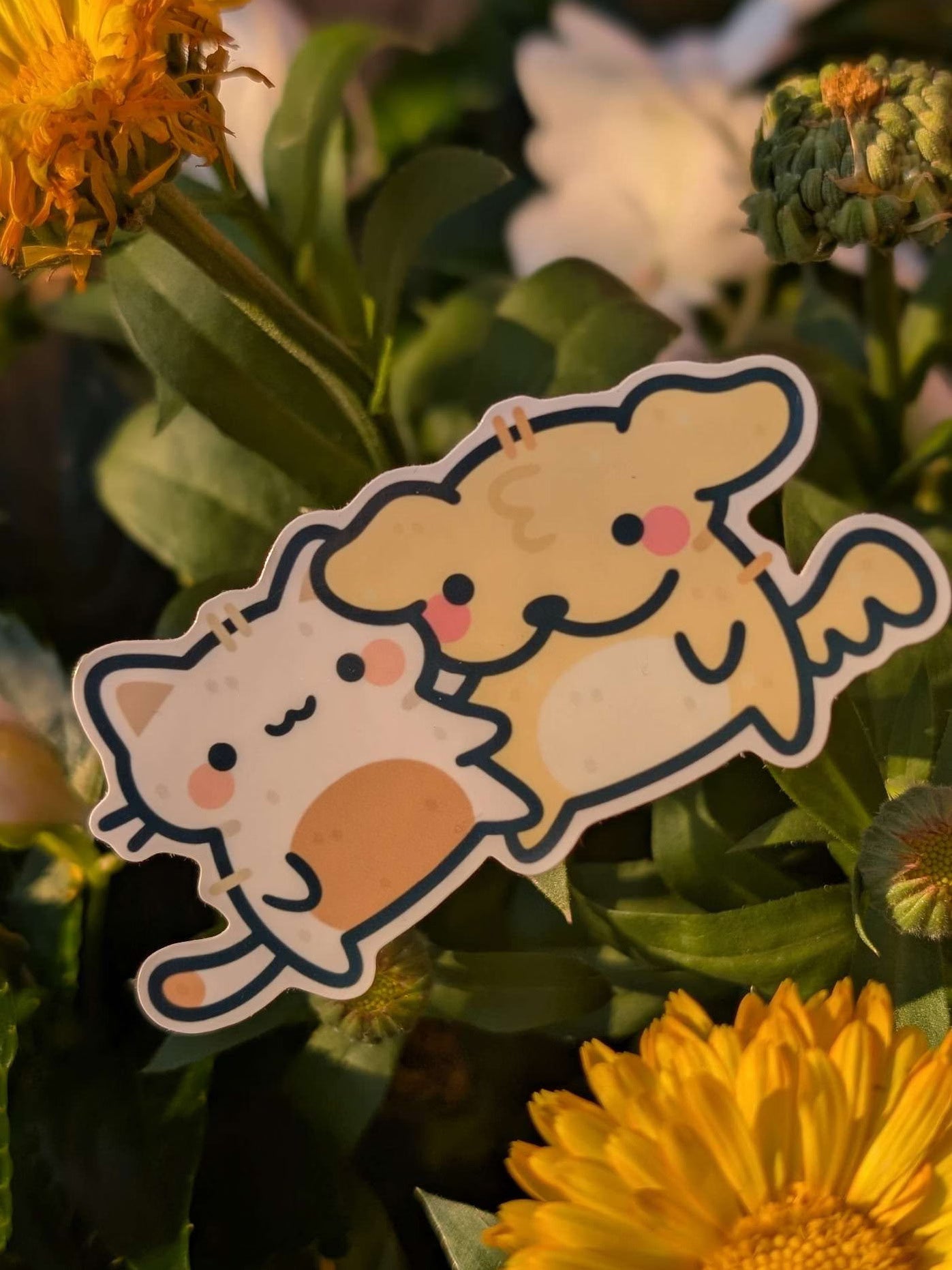 Suni & Luna Love Sticker
