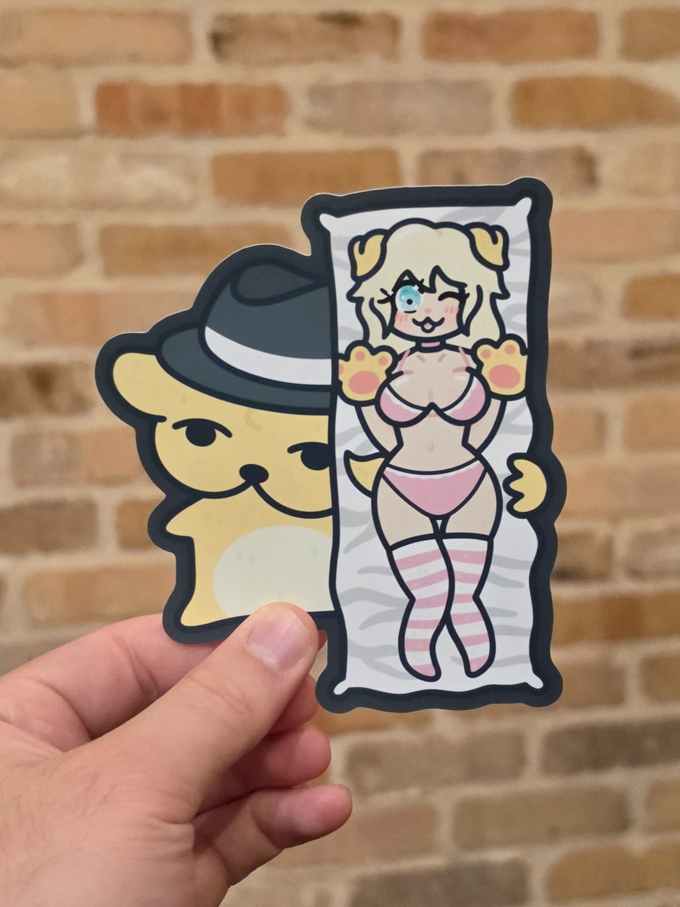 Suni Discord Mod Giant Sticker